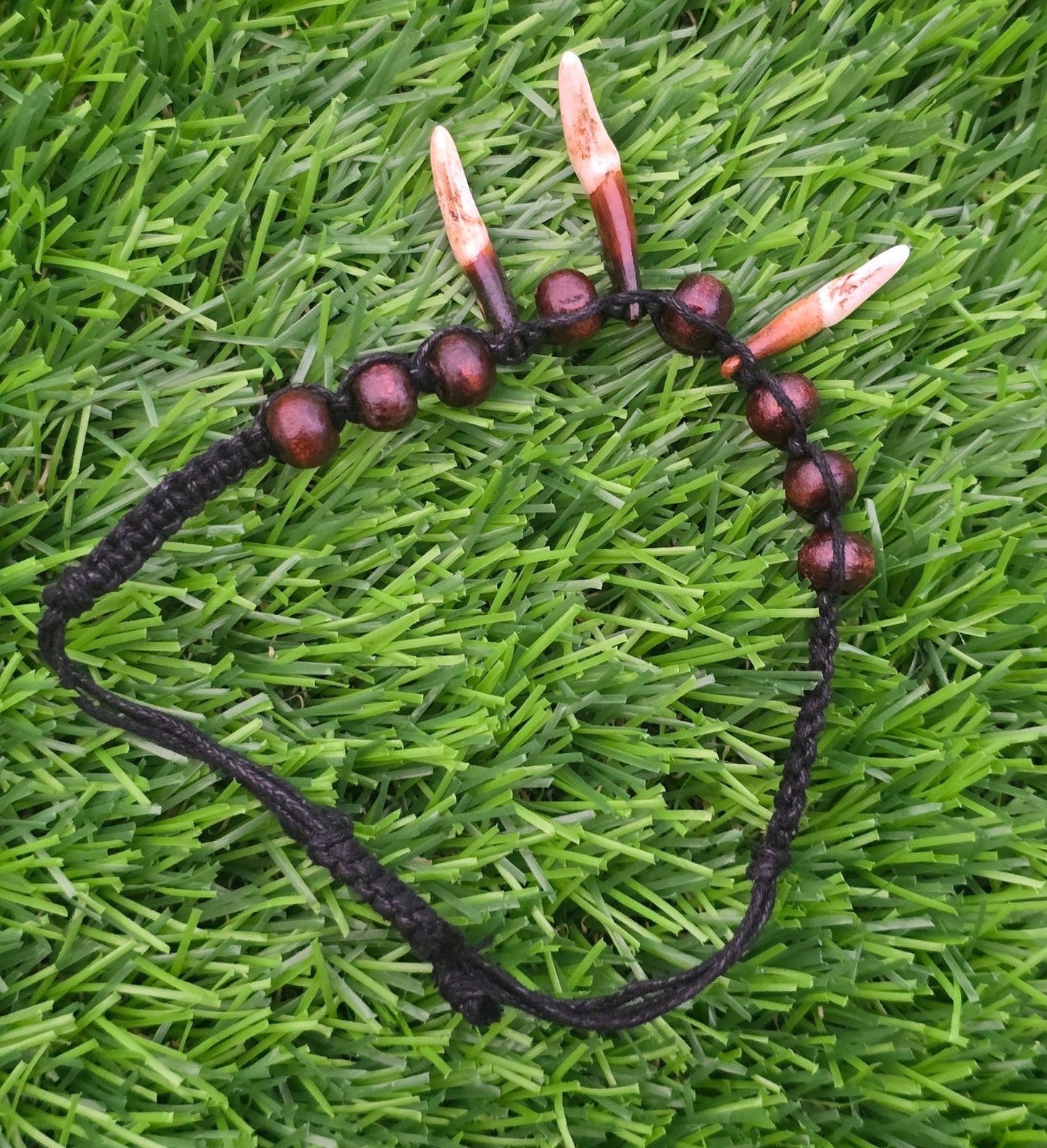 Tibetan Tribal Wolf Tooth Bracelet Nazar Protection Talisman Adjustable Dori U74