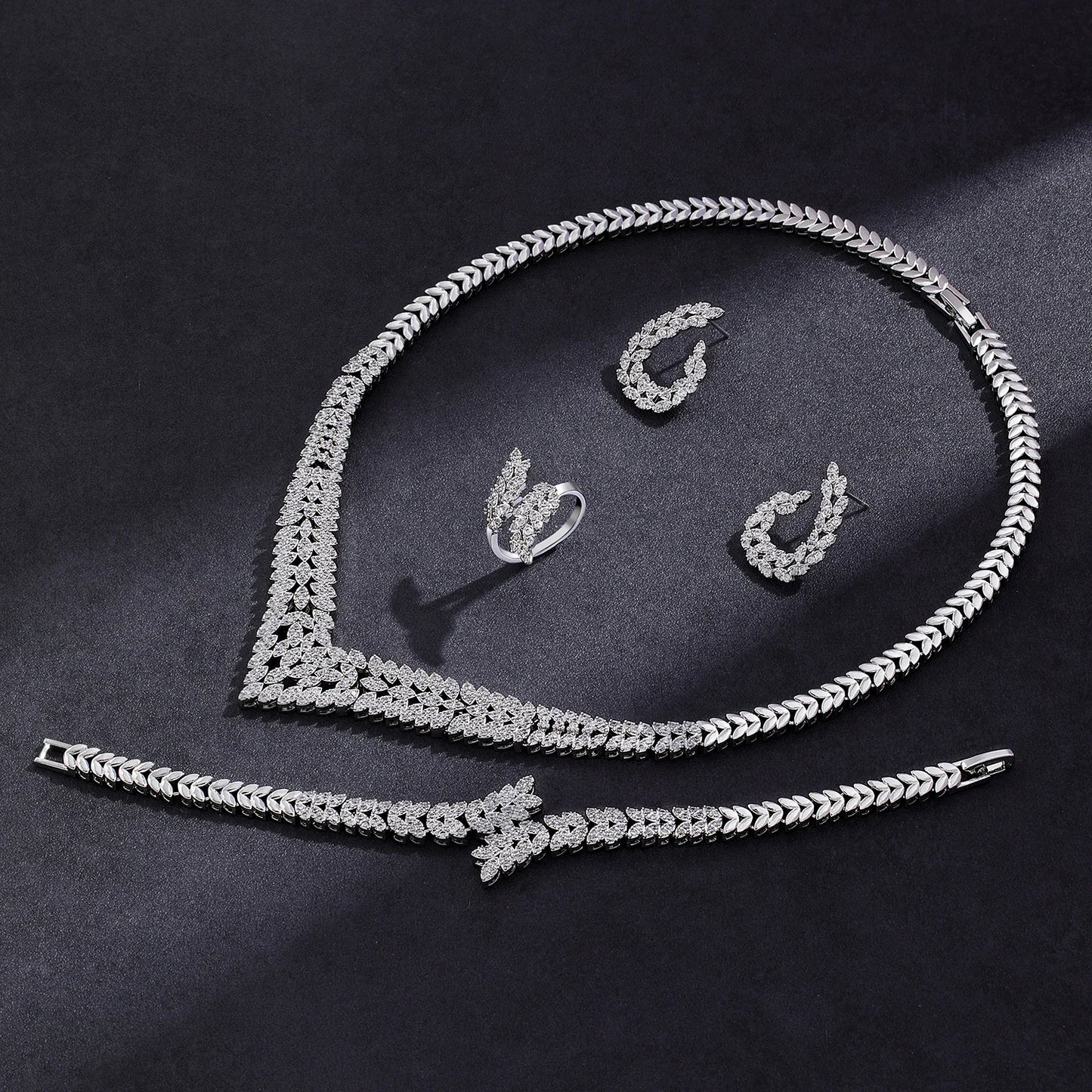 2025 New Wedding Jewelry Set for Women Saudi Arabia 4 Pieces Zirconia Bridal Jewellery Collection Necklace Set