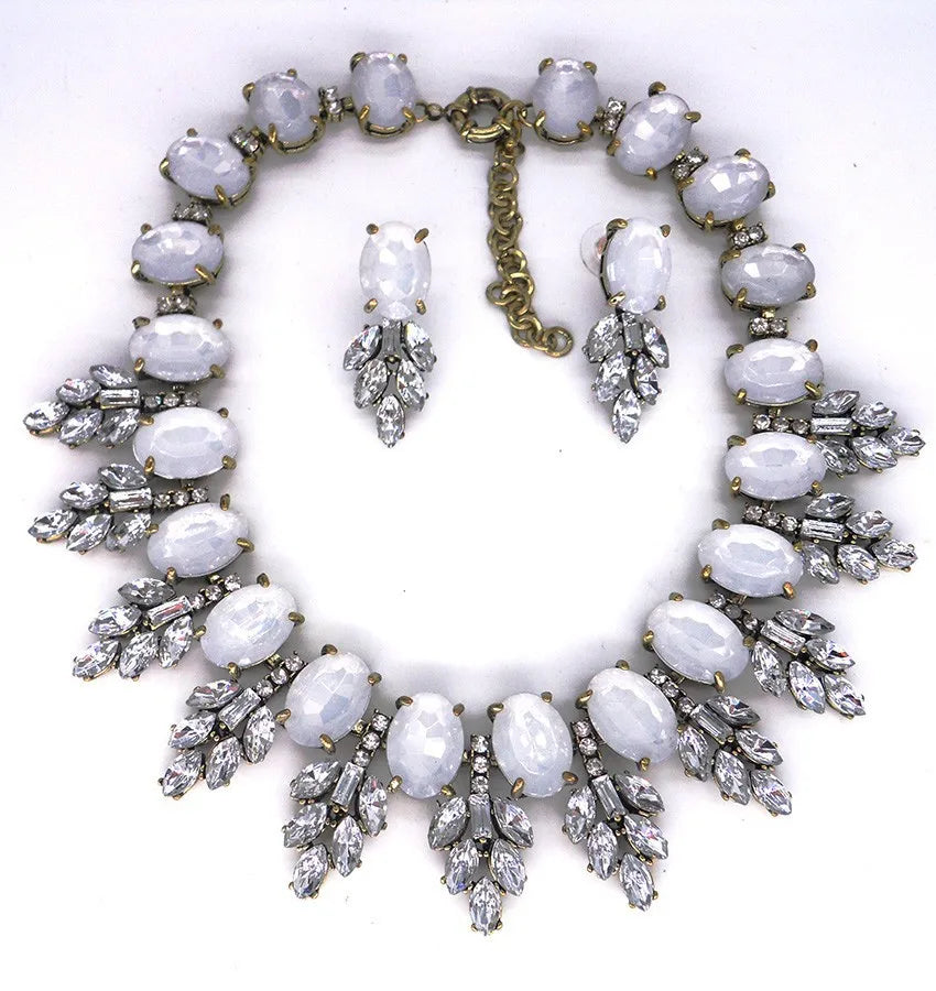 2025 New Luxury Crystal Rhinestone Collar Choker Necklace Women Indian Ethnic Statement Maxi Big Bib Necklace Wedding Jewelry