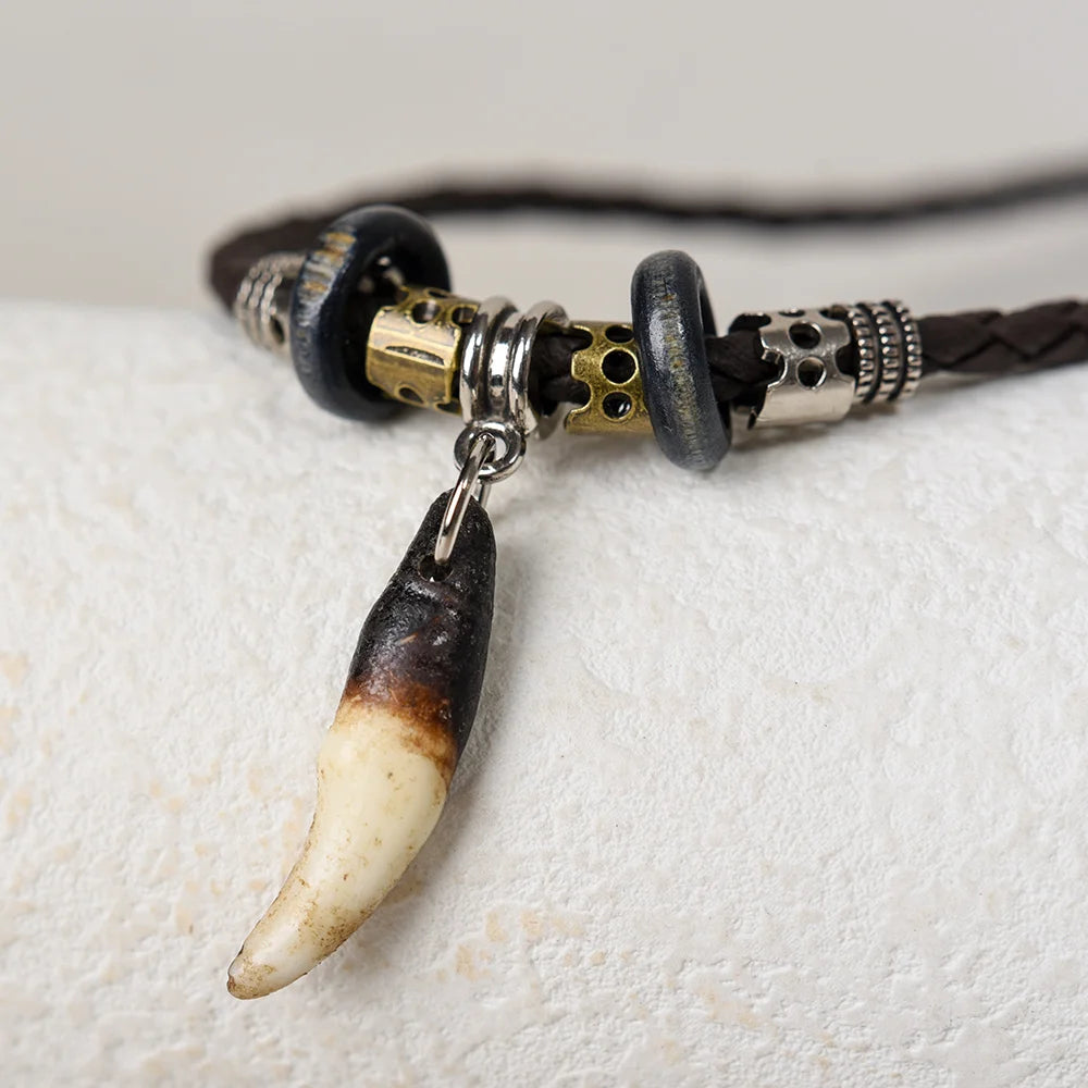 Vintage Men's Wolf Tooth Pendant Necklace Double Layer Leather Rope Necklaces Ancient Tribe Prayer Beaded Choker Charm Chains