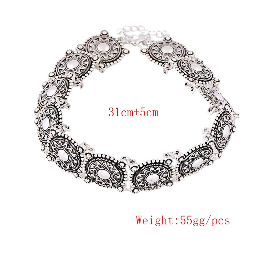 Vintage Alloy Carved Sun Pattern Choker Necklace for Women Traditional Boho Ethnic Round Collar Necklaces Statement Jewelry Gift