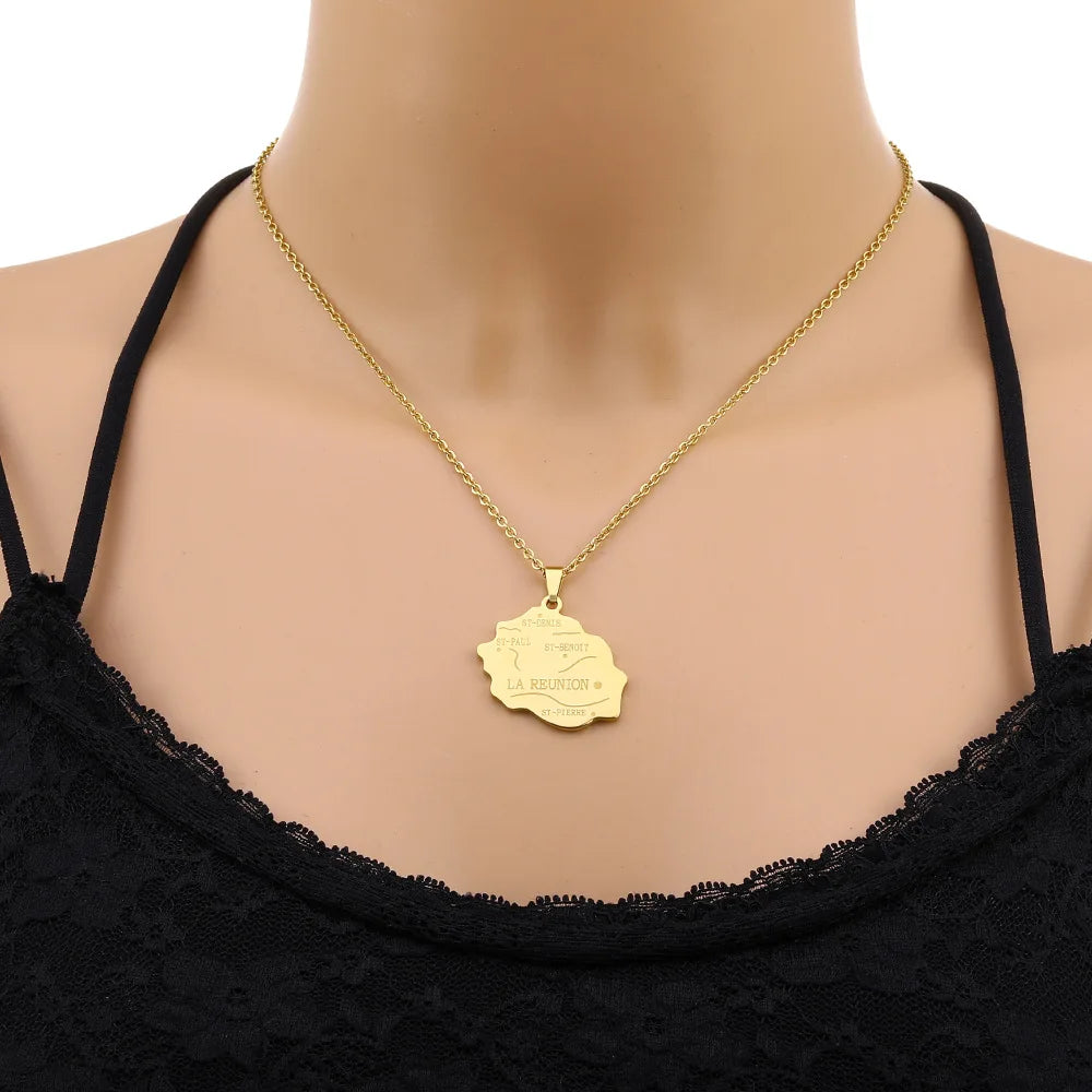 2024 New fashion stainless steel French Reunion map pendant necklace Geometric fashion men's and women's stainless steel pendant