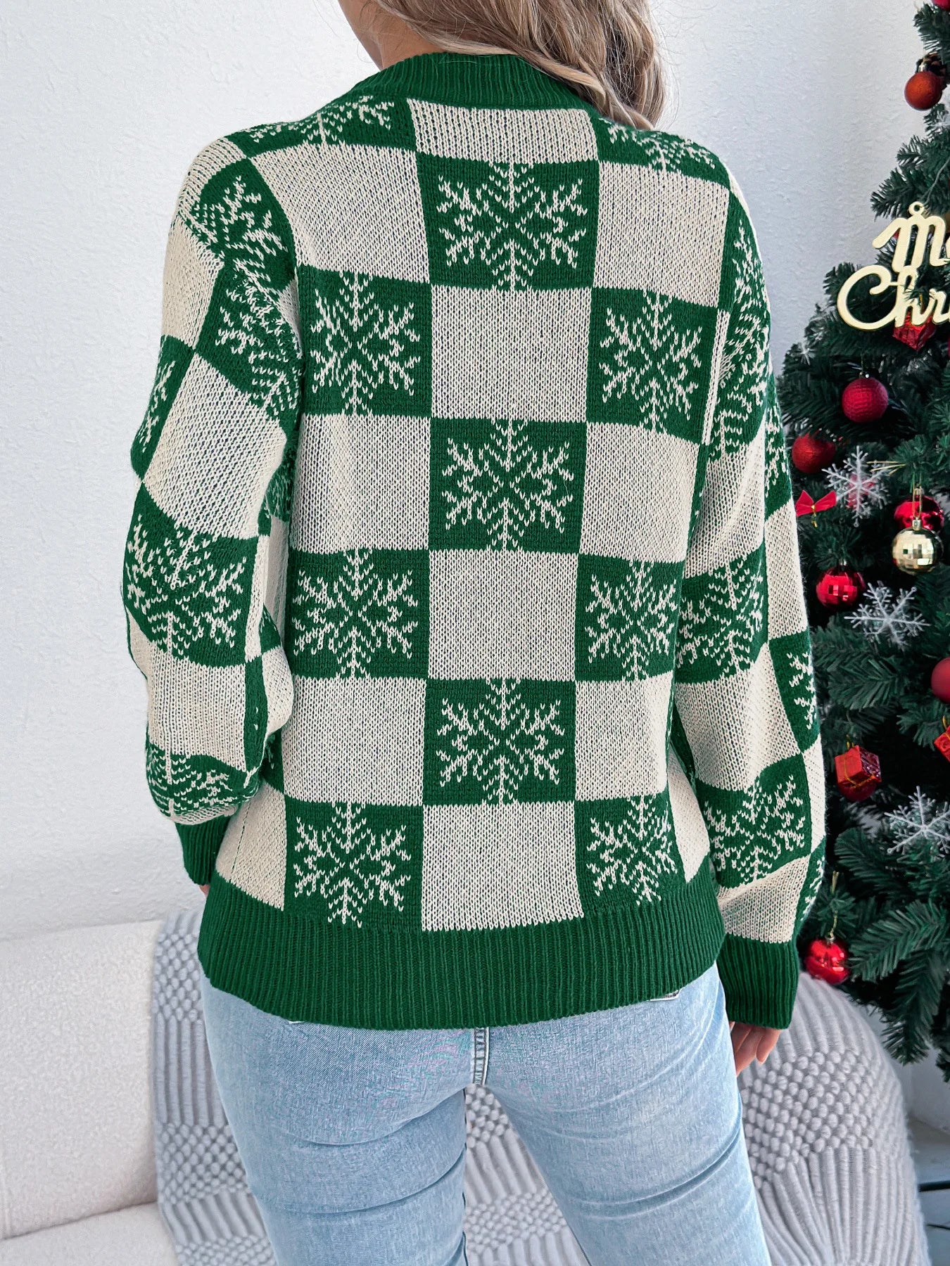 VigoCasey 2025 Winter Casual Christmas Knitted Sweater Women O Neck Print Loose Pullover Autumn Lady Lantern Long Sleeve Jumper