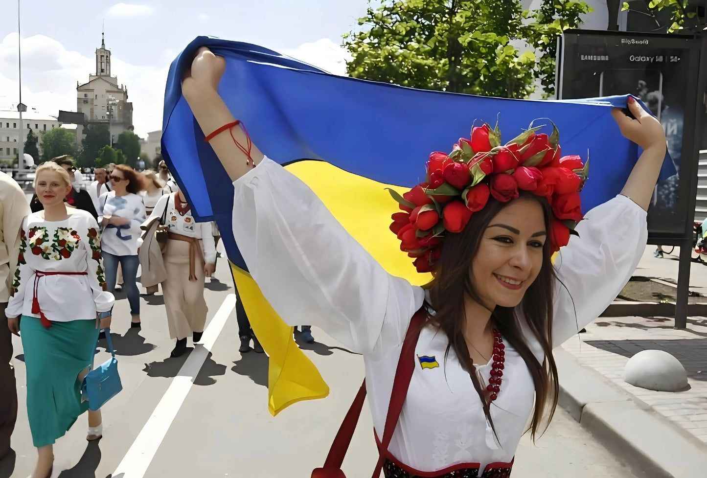 Ukraine Flag Lapel Pins - Bulk Pack Ukraine National Emblem Badges for Jackets Hats Backpacks And Clothes