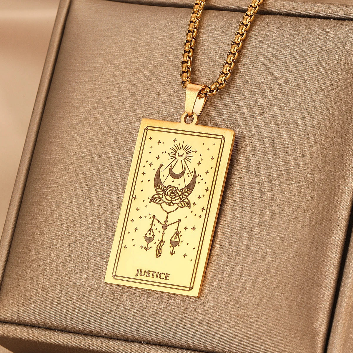Vintage Moon Rose Flower Tarot Card Necklace Talisman Stainless Steel Libra Justice Necklace for Women Men Sun Amulet Jewelry