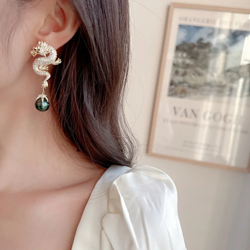SUYU Spring New 2024 Dragon Year Zodiac Design Earrings Fashion Luxury Personalized Creative Earrings Festival Gifts