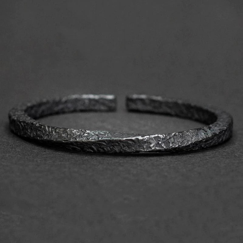 YIZIZAI Retro Mobius Bangle Bracelet Unisex Luxury Black Romantic Couple Jewelry Unique Personality Gift for Men & Women