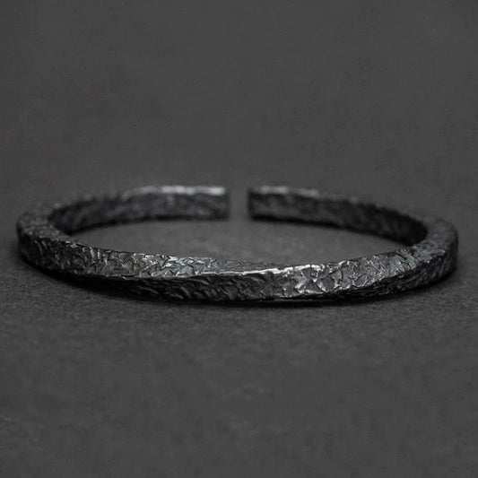 YIZIZAI Retro Mobius Bangle Bracelet Unisex Luxury Black Romantic Couple Jewelry Unique Personality Gift for Men & Women
