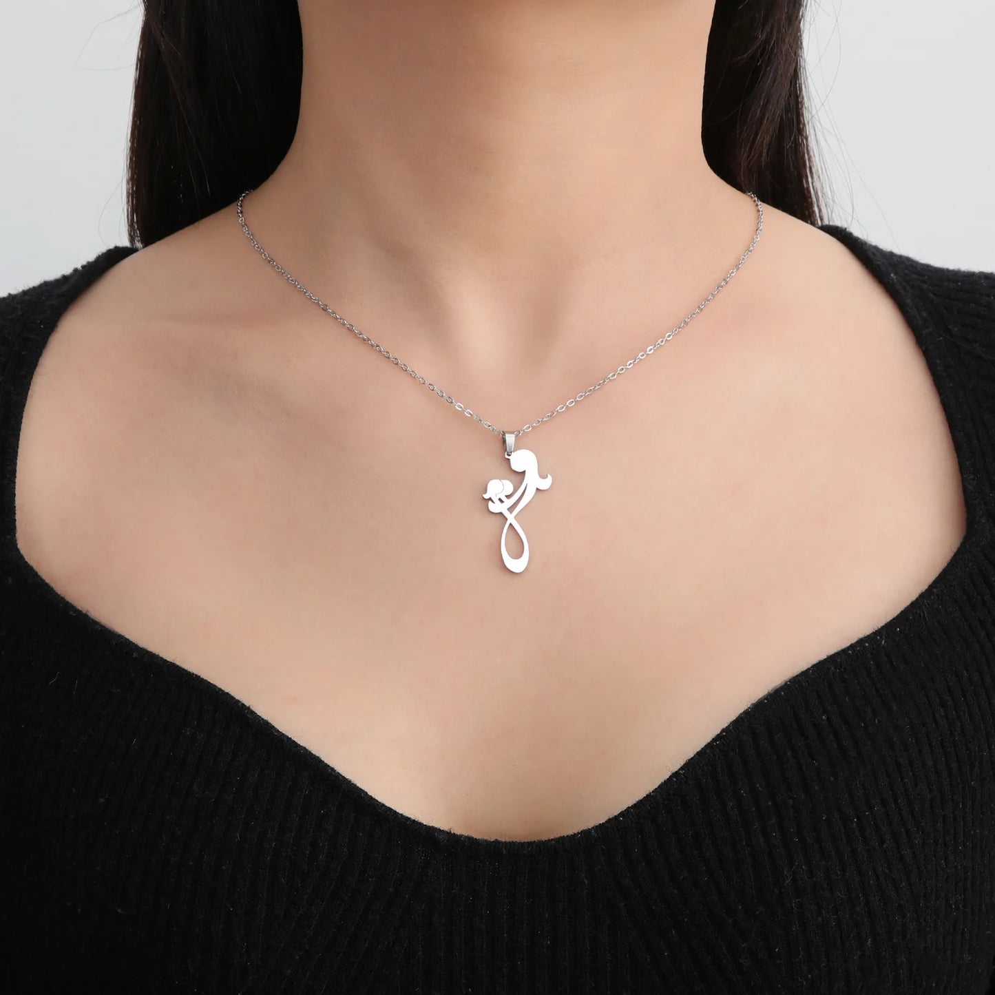2024 New fashion Mom and Two Kids pendant necklace temperament everything with stainless steel collarbone chain accessories acce