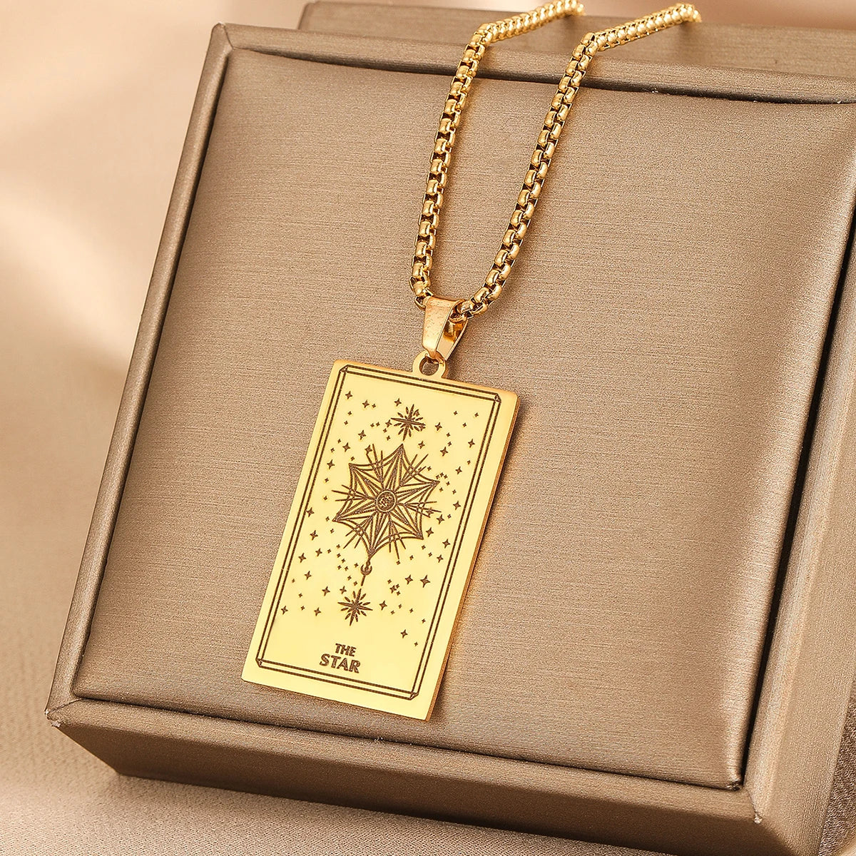 Vintage Moon Rose Flower Tarot Card Necklace Talisman Stainless Steel Libra Justice Necklace for Women Men Sun Amulet Jewelry