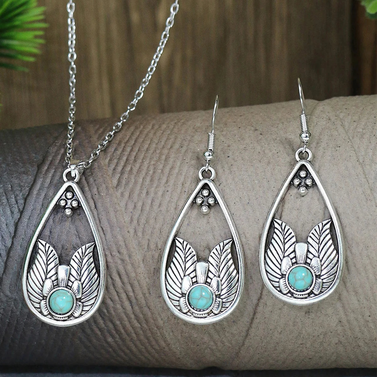 Vintage Blue European American Necklace Earrings Jewelry Sets  Crystal Jewellery Sets For Women stone Necklaces & Pendants gift