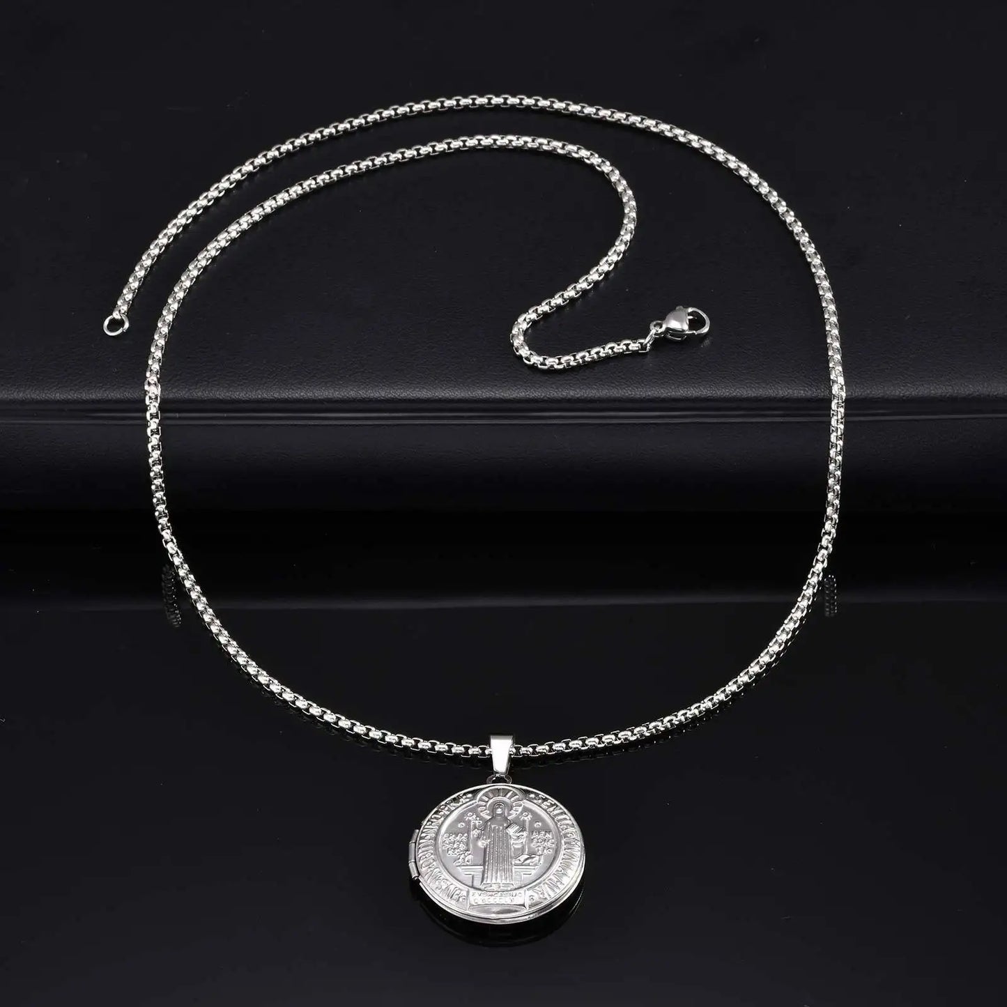 Vnox Stainless Steel Free Photo Custom Necklace For Women Men,Can Open Round Photo Box Pendent,Jewelry Gifts To Husband Wife