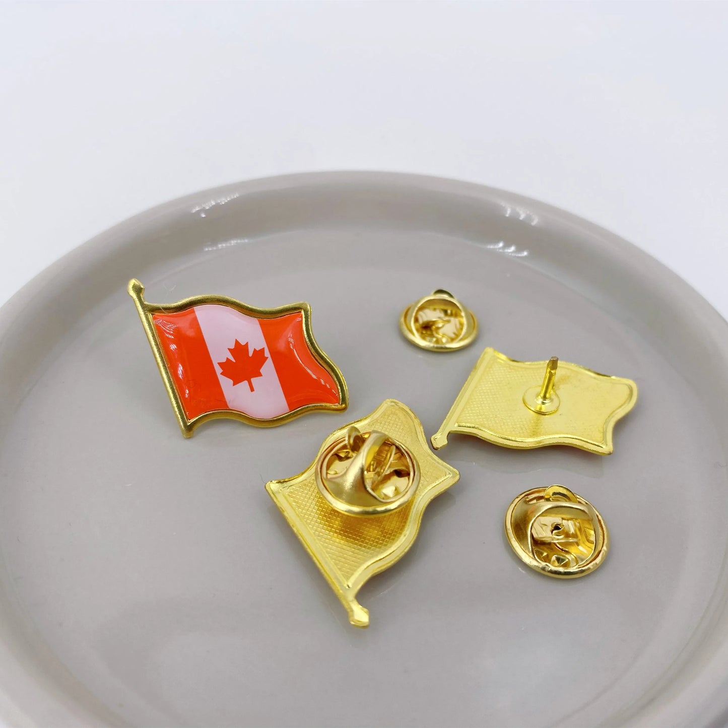 Canada Flag Lapel Pins - Bulk Pack Canada National Emblem Badges for Jackets Hats Backpacks And Clothes