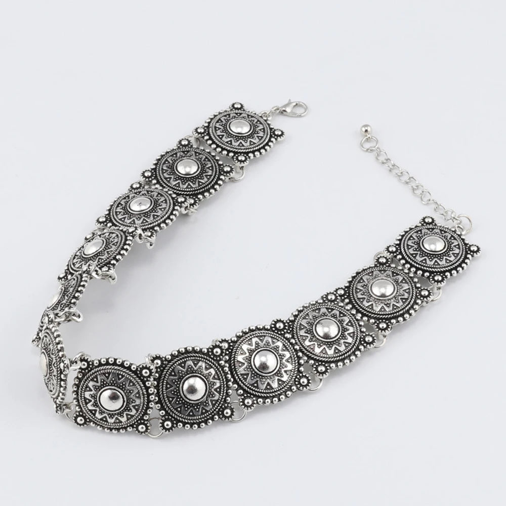 Vintage Alloy Carved Sun Pattern Choker Necklace for Women Traditional Boho Ethnic Round Collar Necklaces Statement Jewelry Gift