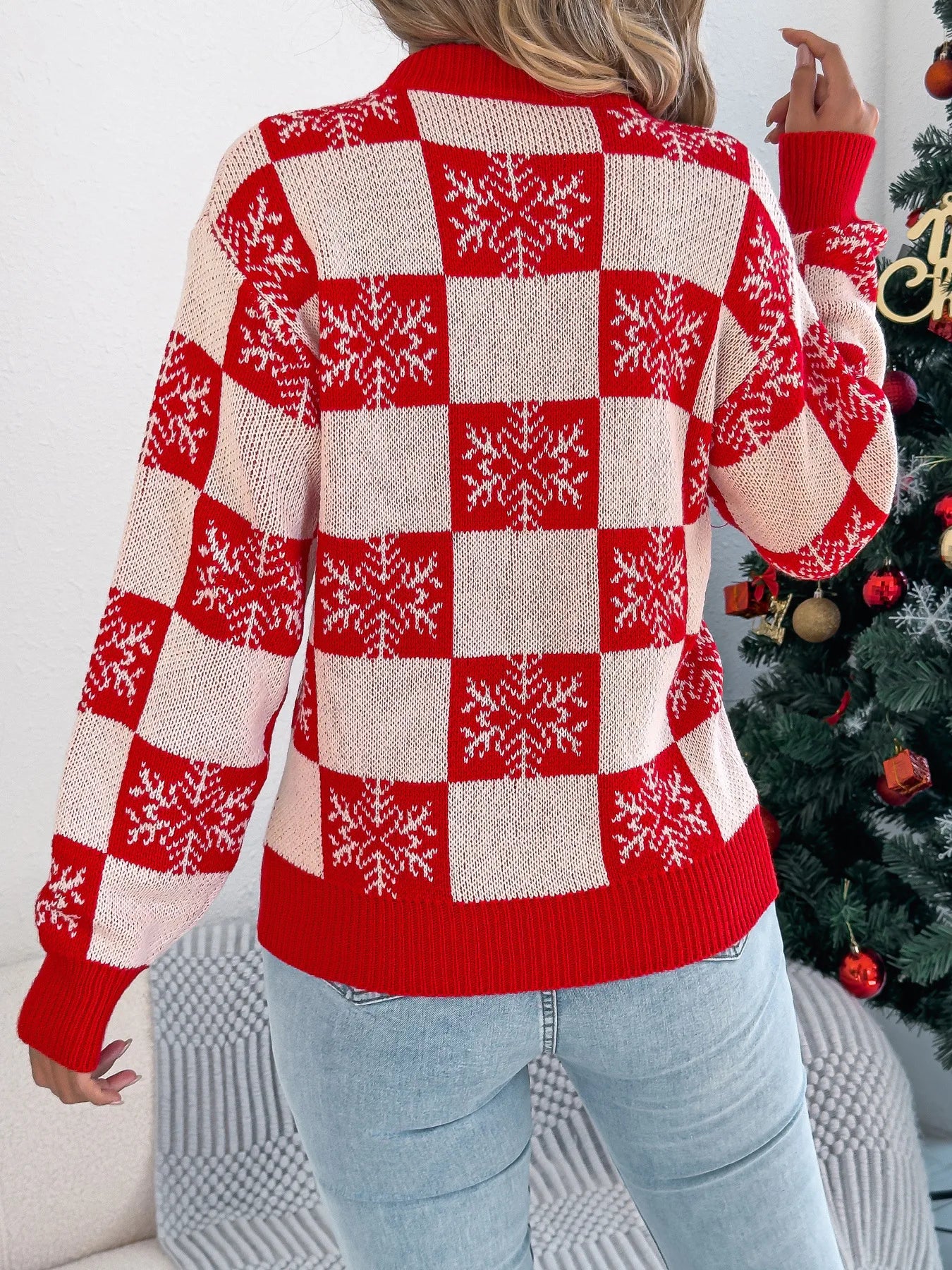 VigoCasey 2025 Winter Casual Christmas Knitted Sweater Women O Neck Print Loose Pullover Autumn Lady Lantern Long Sleeve Jumper