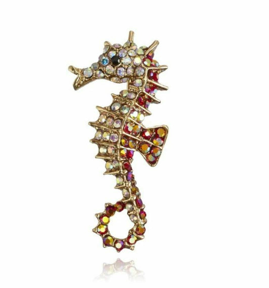 Stunning Diamonte Gold Plated Vintage Look Seahorse Christmas Brooch Cake PIN A8