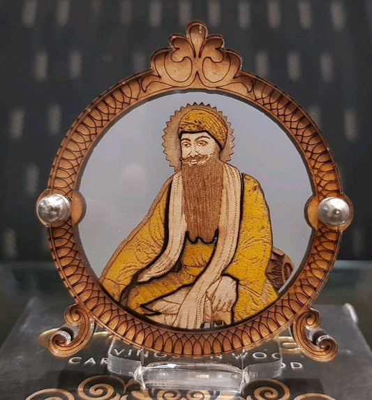 Sikh guru ram das ji wood carved photo portrait singh kaur desktop stand c8 gift