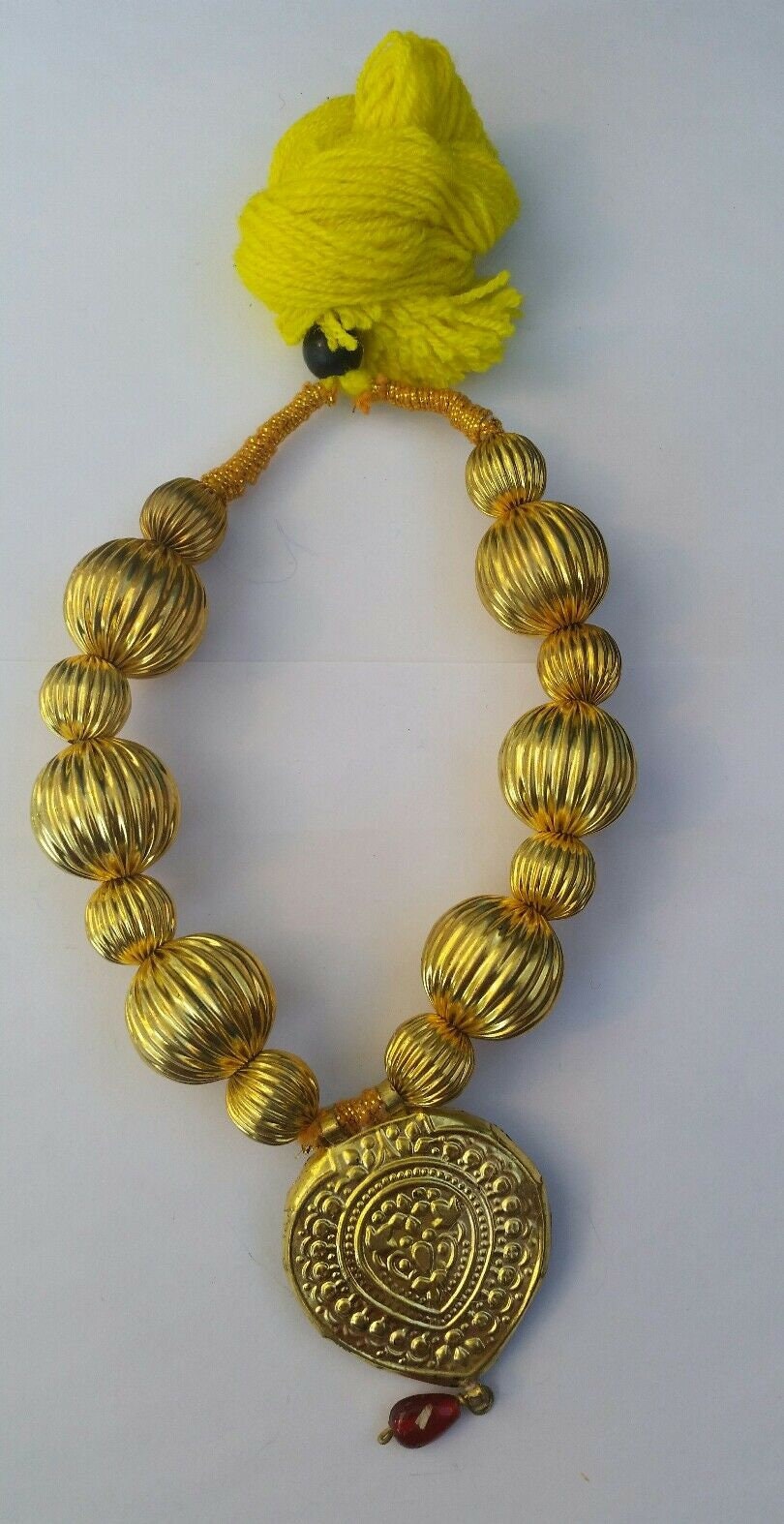 Punjabi folk cultural bhangra gidha kaintha pendant  yellow thread necklace m5