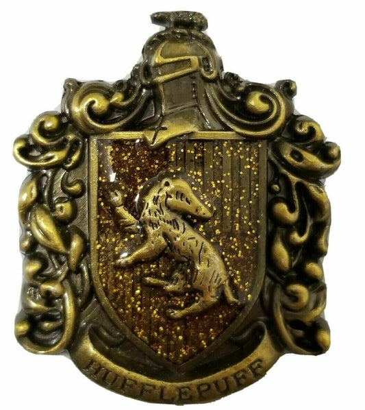 Stunning brass harry potter hogwarts school hufflepuff lapel pin house badge b49