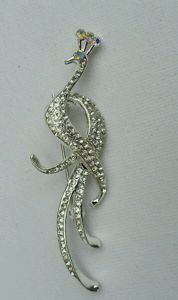 Stunning diamonte silver plated peacock bird brooch broach cake pin for suits