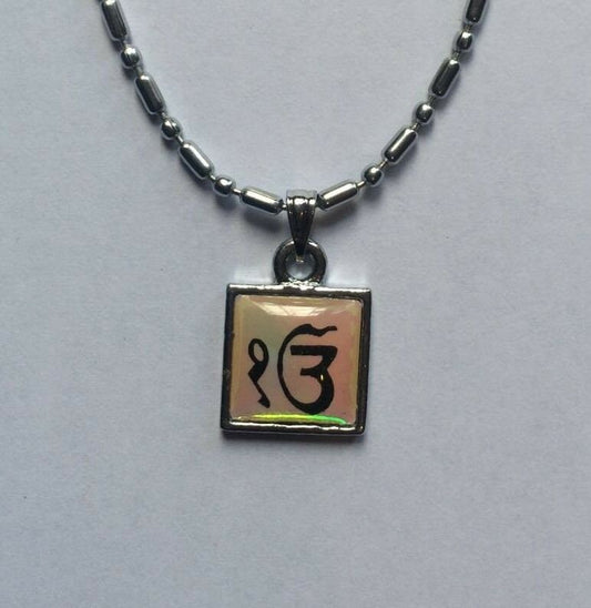 Small punjabi sikh singh silver tone eik onkar square pendant chain necklace k3