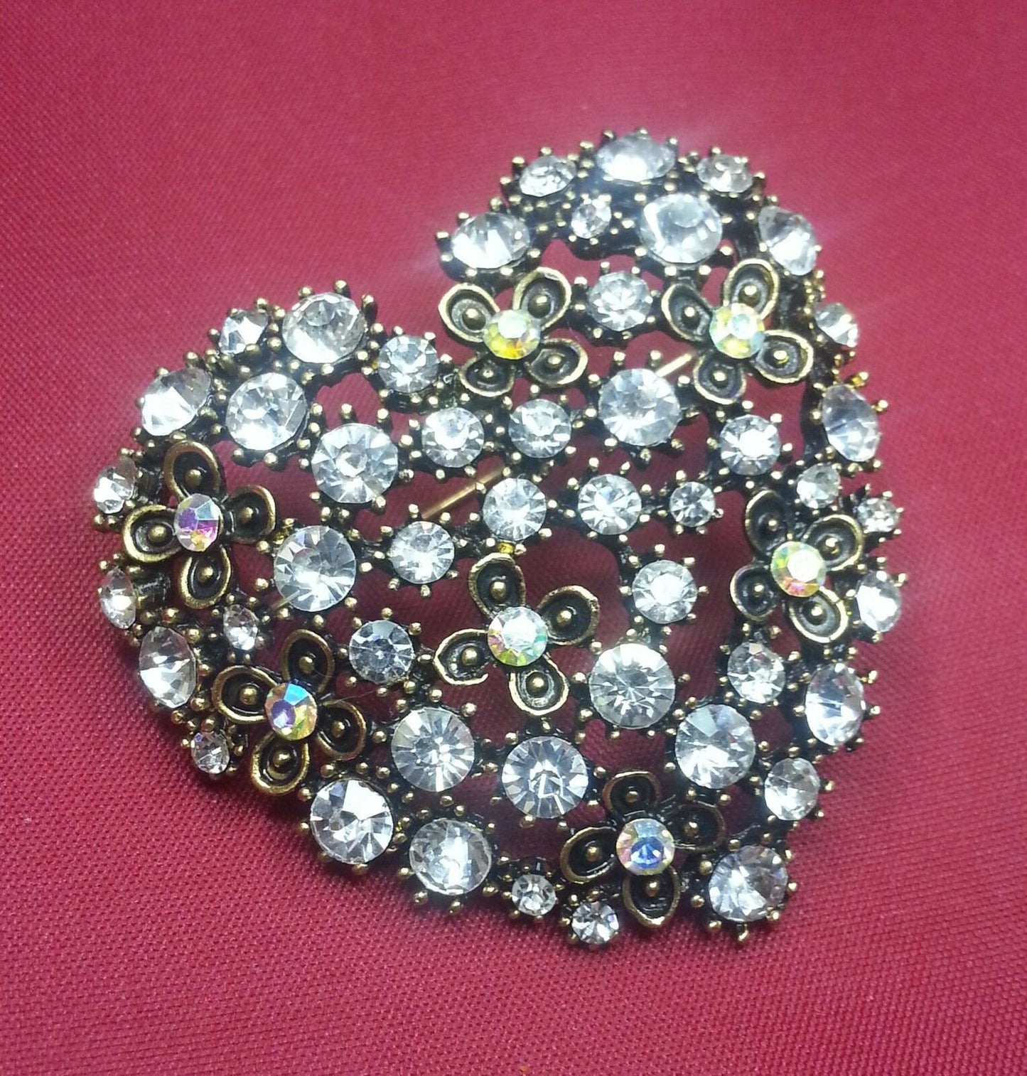 Summer special stunning diamonte vintage style gold plated heart brooch cake pin