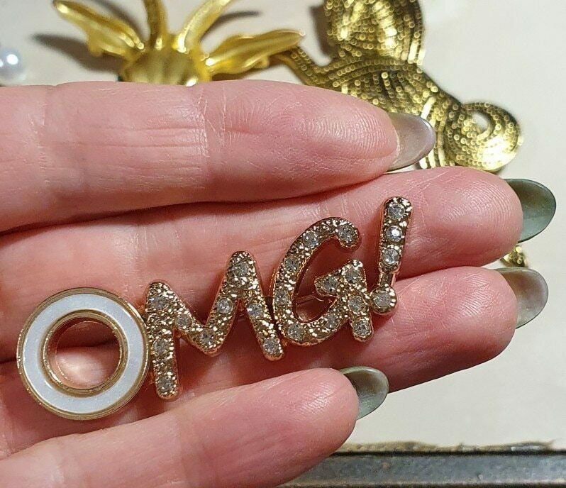 Valentine omg brooch vintage look celebrity broach gold silver plated pin ggg84