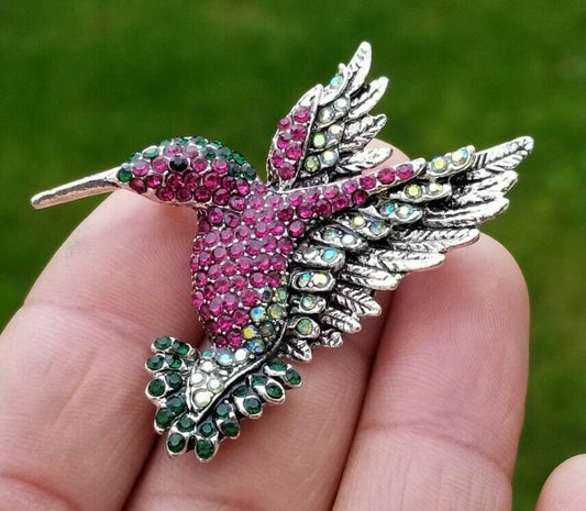 Humming bird brooch vintage look silver plated suit coat broach collar pin b8s