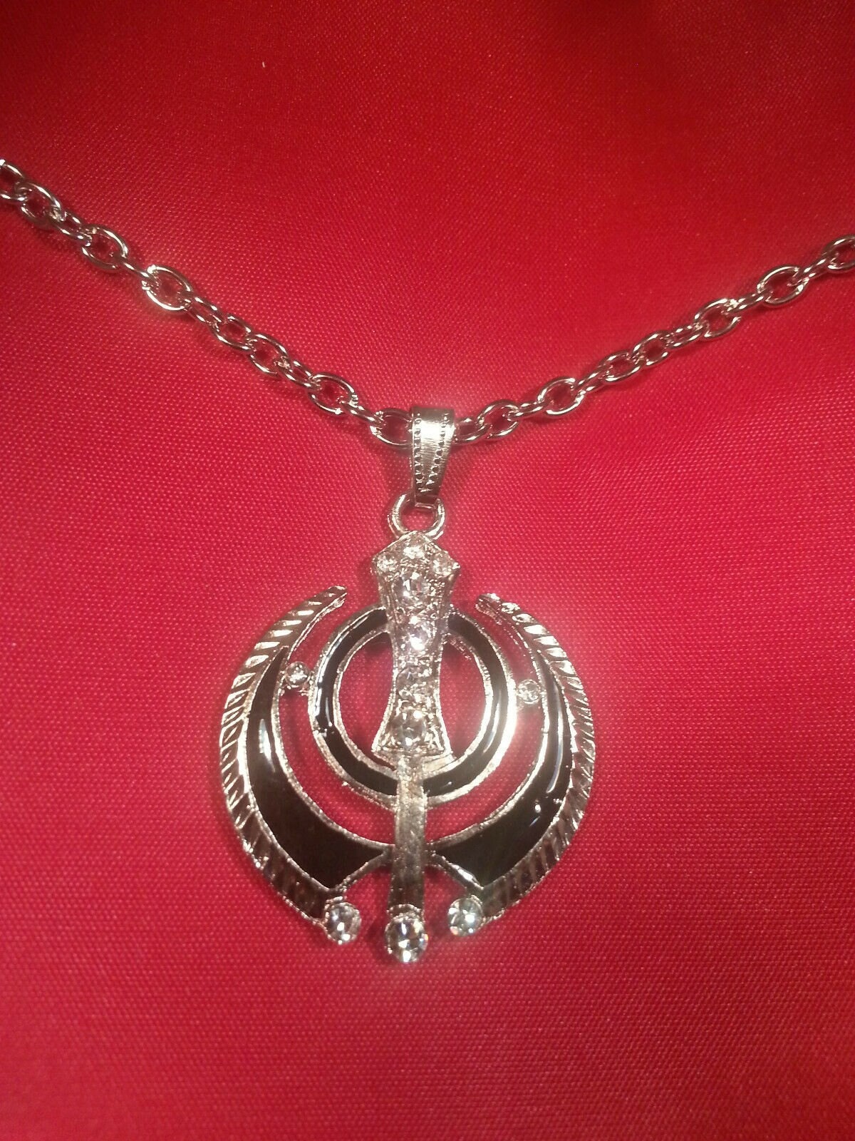 Protection amulet silver plated stunning diamonte sikh singh khanda red or black