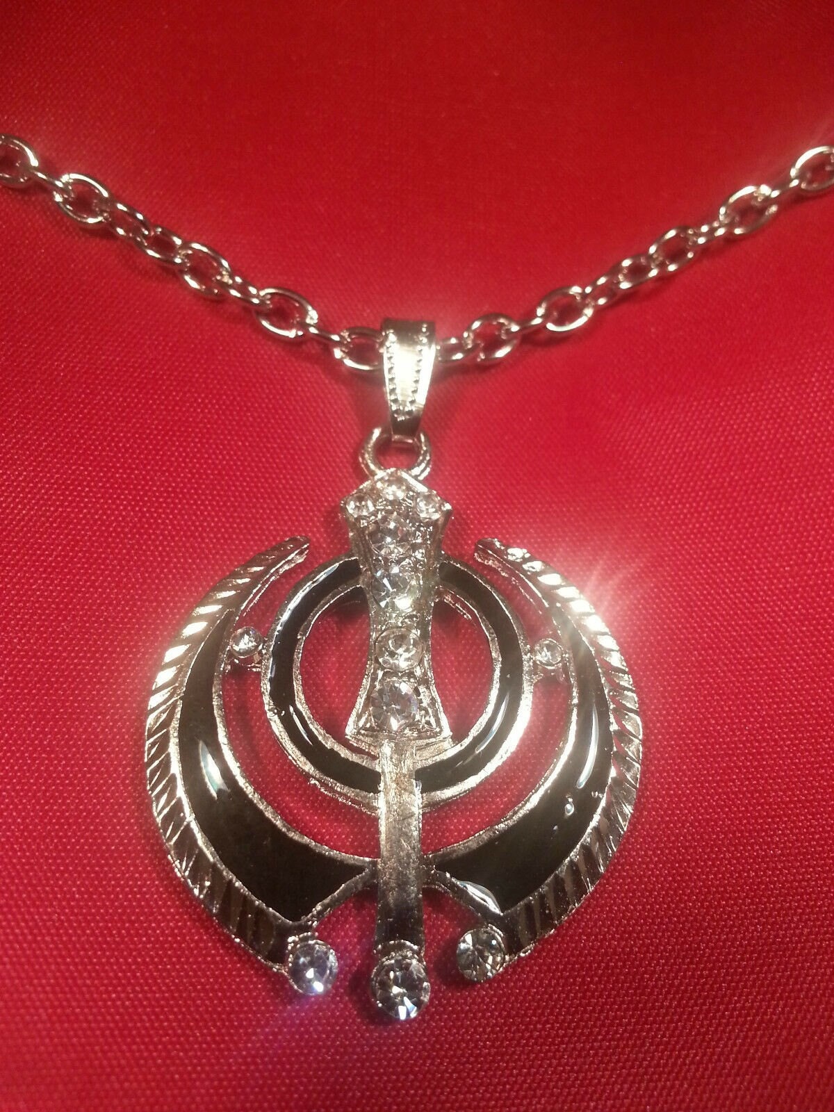 Protection amulet silver plated stunning diamonte sikh singh khanda red or black